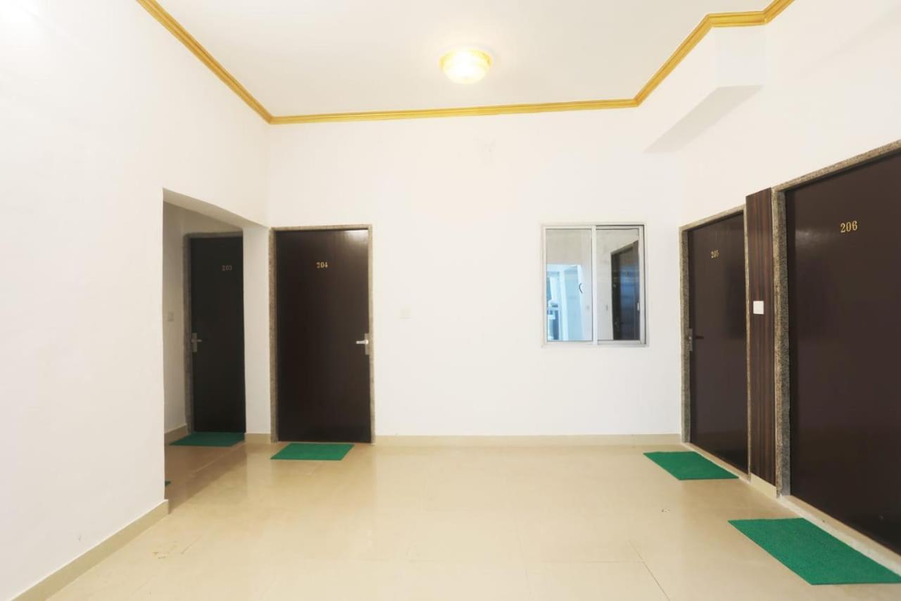 Central Hotel Khajurāho Exterior foto